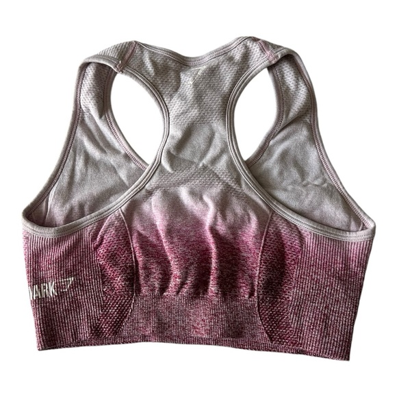 Gymshark Adapt Seamless Pink Ombré Sports Bra - Extra Small - Picture 2 of 3